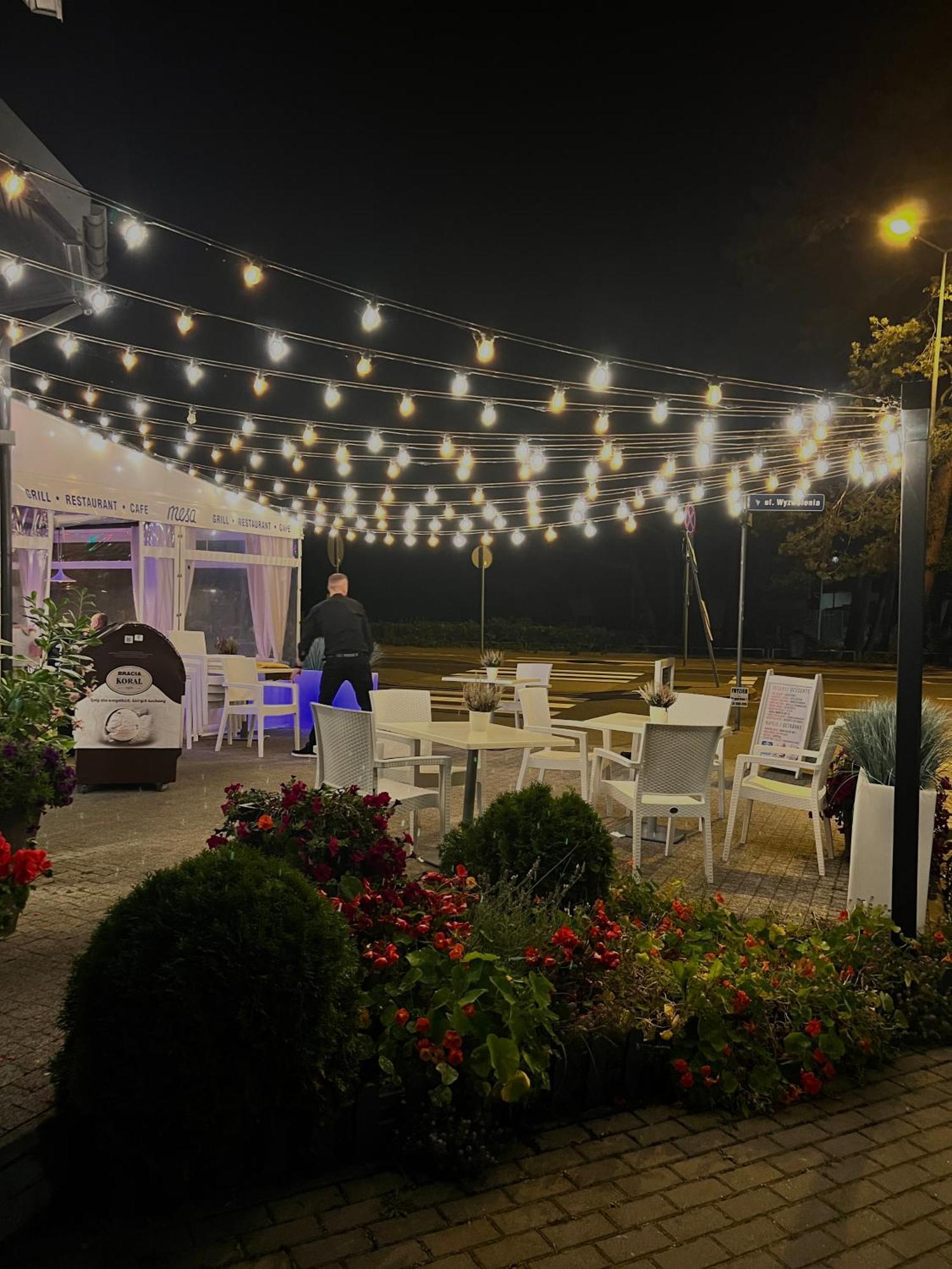 Apartamenty Mesa Grill Restaurant Cafe Dzwirzyno Ngoại thất bức ảnh